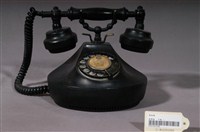 藏品(桌上型撥號盤式電話機)的圖片