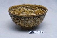 藏品(褐釉刻花葉紋碗)的圖片