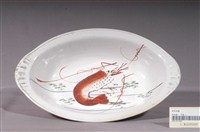 藏品(印繪白瓷紅蝦折沿橢圓形盤)的圖片