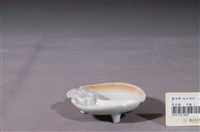 藏品(桃形三足小碟)的圖片