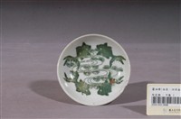 藏品(綠釉轉印金魚紋圓碟)的圖片