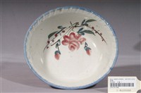 藏品(手繪粉紅彩花卉紋花口碗)的圖片