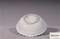 藏品(彩繪山水景緻花口碗)的圖片