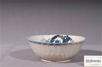 藏品(彩繪山水景緻花形碗)的圖片