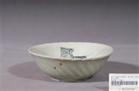 藏品(彩繪山水景緻花形碗)的圖片