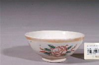 藏品(金黃閃光釉花卉囍字紋碗)的圖片