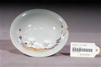 藏品(彩繪花卉紋碗)的圖片