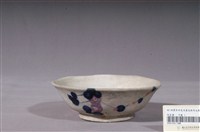 藏品(彩繪花草紋碗)的圖片