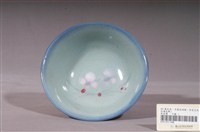 藏品(淡藍釉手繪花卉紋碗公)的圖片