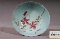 藏品(藍地粉紅釉花卉紋碗)的圖片