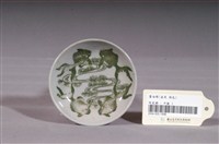 藏品(綠釉轉印金魚紋圓碟)的圖片