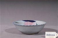 藏品(藍地彩繪花卉紋花口碗)的圖片