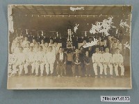 藏品(東勢國民學校教師從軍陣亡學校舉行哀悼)的圖片