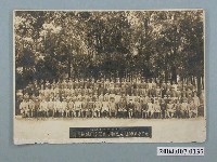 藏品(臺灣總督府陸軍兵志願者短期訓練修了生留影)的圖片