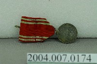 藏品(日本赤十字社徽章)的圖片