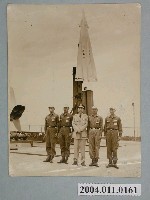 藏品(蔣中正與士兵紀念合照)的圖片