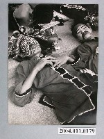 藏品(何懷東攝影作品「睡」)的圖片