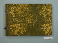 藏品(《愛國婦人會總裁台灣御成記念帖》之書籍)的圖片