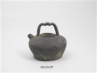 藏品(無紋提粱壺)的圖片