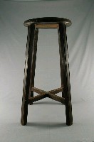 藏品(木製高腳圓凳)的圖片