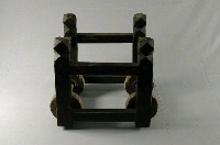 藏品(木製燒金鍋木架)的圖片