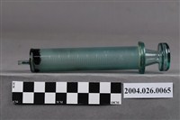 藏品(珍珠牌20c.c.綠色玻璃針筒)的圖片