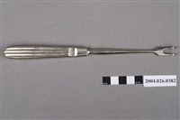 藏品(耳鼻喉科雙爪拉鉤)的圖片