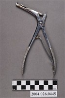 藏品(Y.IWATA耳鼻喉科咬骨鉗)的圖片