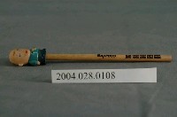 藏品(櫻桃小丸子卡通小丸子爺爺造型筆套及鉛筆)的圖片