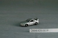 藏品(銀色豐田汽車模型)的圖片