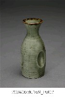 藏品(綠紋陶製酒瓶)的圖片