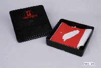 藏品(臺灣獨立建國聯盟製獨立建國布旗與便當盒一組)的圖片