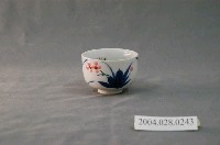 藏品(日式花紋小瓷杯)的圖片