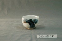 藏品(日式花紋小瓷杯)的圖片