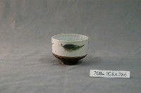 藏品(日式花紋小瓷杯)的圖片