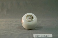 藏品(日式花紋小瓷杯)的圖片