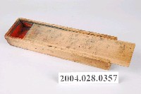 藏品(木製鉛筆盒)的圖片