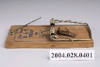 藏品(木製捕鼠器)的圖片