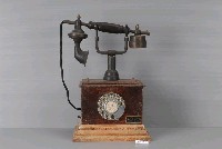 藏品(桌上型撥號盤式電話機)的圖片