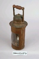 藏品(Sherwood Ltd Linley製銅質手提煤油燈)的圖片