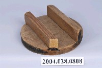 藏品(圓形木蓋)的圖片
