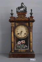 藏品(中國山東煙臺鐘錶廠製北極星牌馬頭機械木座鐘組)的圖片