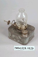 藏品(鍍鋅鐵板製煤油壺)的圖片