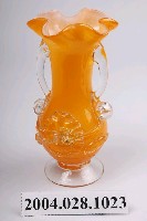 藏品(橘白雙色牡丹玻璃花瓶)的圖片