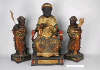 藏品(王母娘娘與二宮娥木雕神像組)的圖片