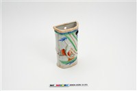 藏品(白瓷半圓形小鳥紋彩繪筷筒)的圖片