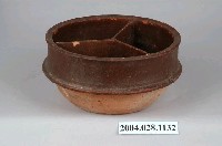 藏品(素面三格陶鍋)的圖片