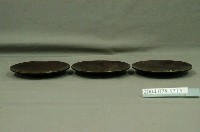 藏品(木地松葉紋漆盤三件組)的圖片