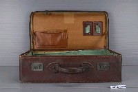 藏品(手提式皮革行李箱)的圖片