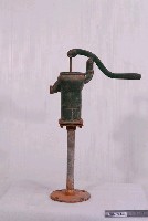藏品(小型手壓式汲水泵浦)的圖片